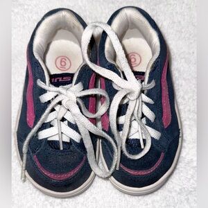 Vans Knu Skool Toddler Size 6. Circa 2003/2004